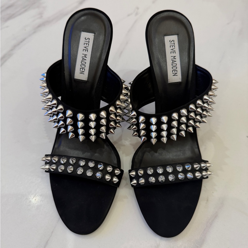 Steve Madden Black and Silver Studded Heels